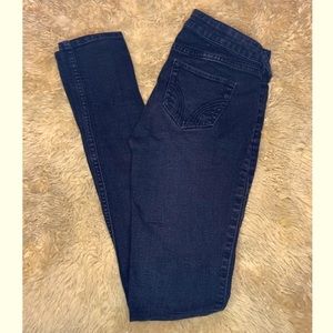 Women’s Hollister Black Skinny Jean